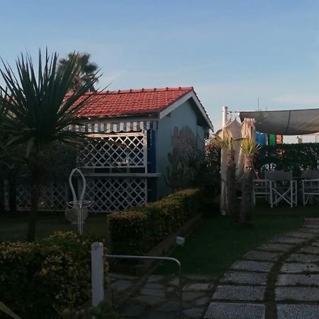 Bed & Breakfast Venezia Marina Di Carrara Dış mekan fotoğraf