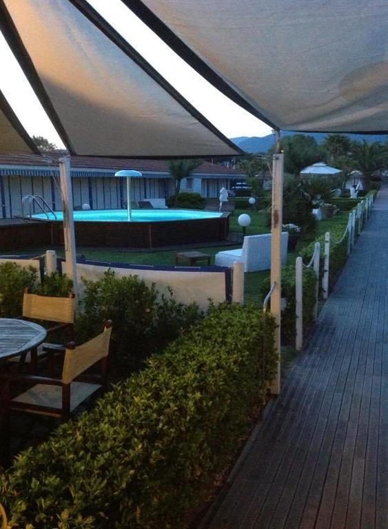 Bed & Breakfast Venezia Marina Di Carrara Dış mekan fotoğraf