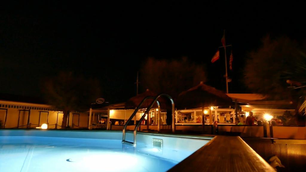Bed & Breakfast Venezia Marina Di Carrara Dış mekan fotoğraf