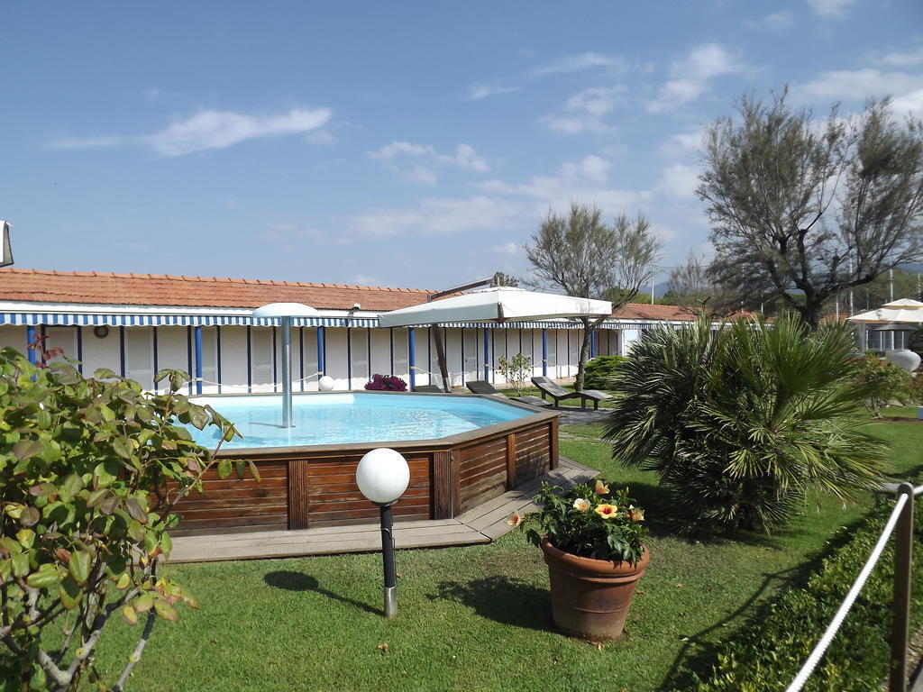 Bed & Breakfast Venezia Marina Di Carrara Dış mekan fotoğraf