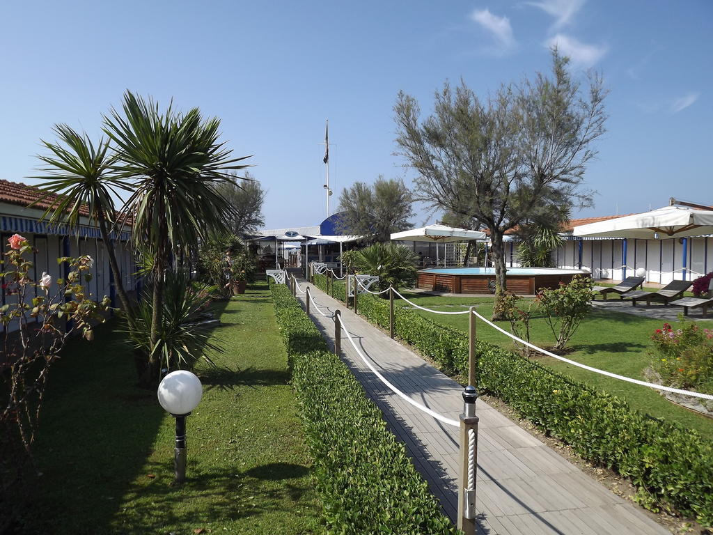 Bed & Breakfast Venezia Marina Di Carrara Dış mekan fotoğraf