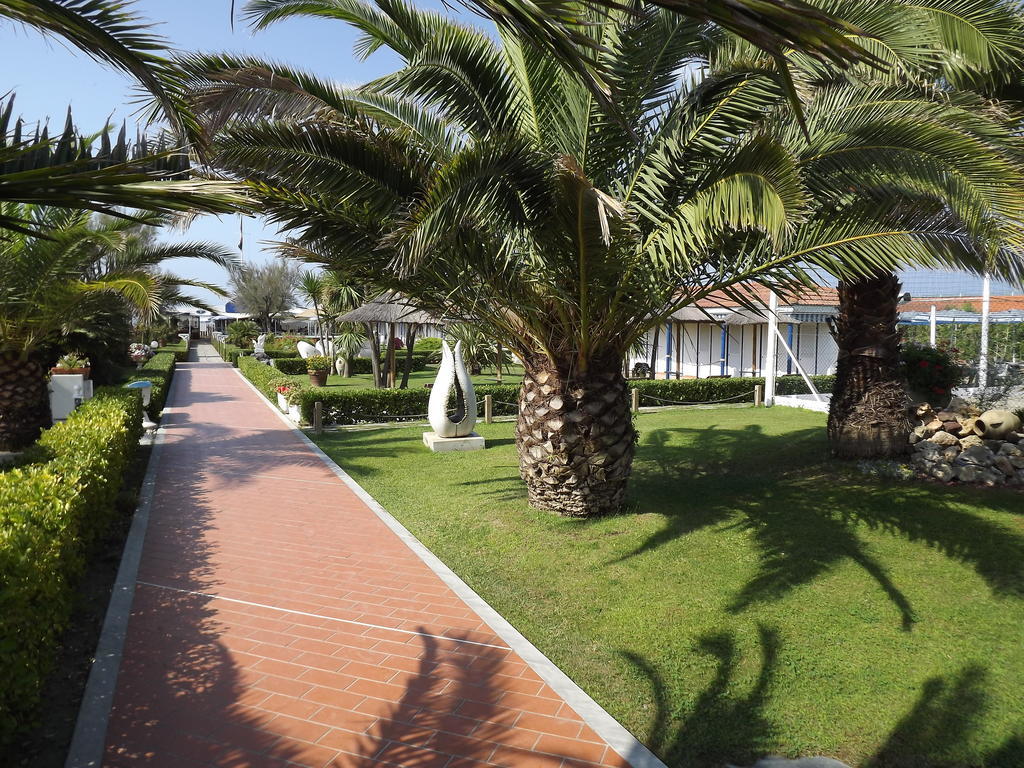 Bed & Breakfast Venezia Marina Di Carrara Dış mekan fotoğraf